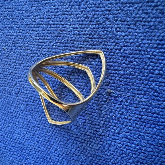 14k Gold Geometric Ring - Picture 2 of 10
